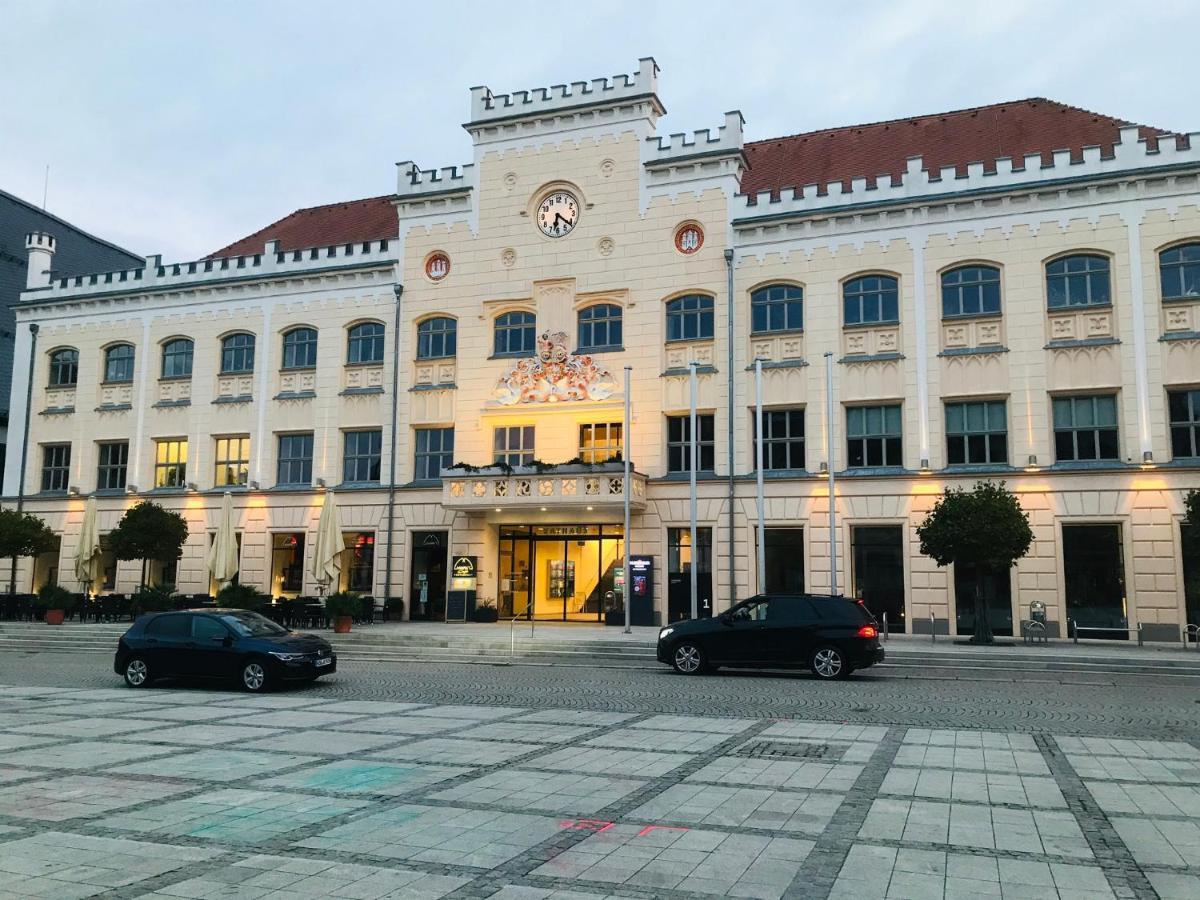 "Glueck Auf" Lichtdurchflutete Schicke Ferienwohnung In ツウィッカウ エクステリア 写真